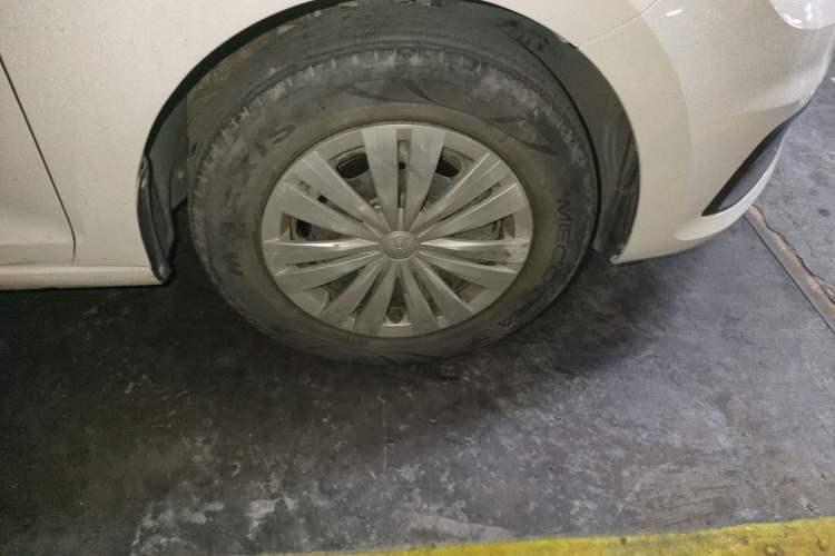 Used Volkswagen Santana 2019 1.5L Automatic Fashion Edition China VI Right Front Wheel Hub