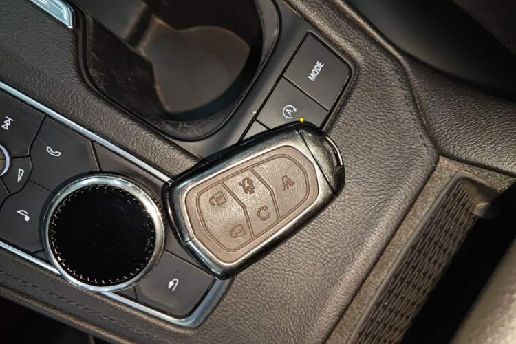 Used Cadillac XT4 2021 28T Two-Wheel Drive Tech Edition