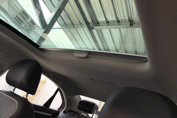 Used Volkswagen Lamando 2021 280TSI DSG Luxury Phantom Edition Headliner