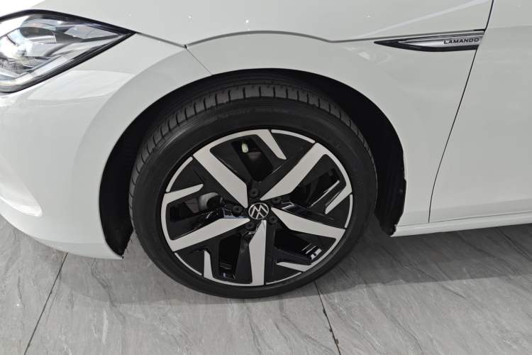 Used Volkswagen Lamando 2024 Lavida L 280TSI DSG Cool & Spicy Edition
