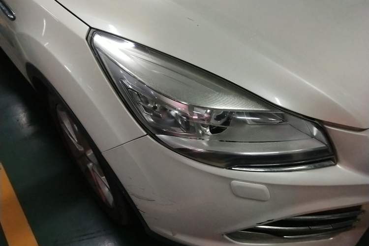 Used Ford Kuga 2013 2.0L GTDi Four-Wheel-Drive Sport Model Exterior 6