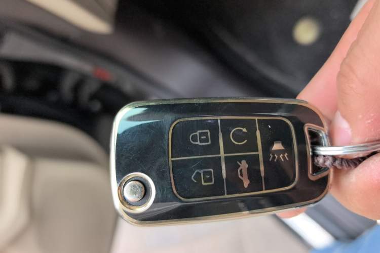 Used Buick LaCrosse 2013 2.4L SIDI Leading Comfort Version Vehicle Key