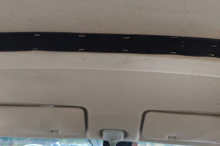 Used CHANGAN KAICHENG Ruixing M80 2019 1.5L Base Version 4-Seater Single-Steamed Air Conditioning China VI Standard Flat Roof with Lift-Up Rear Door DAM15KR Headliner