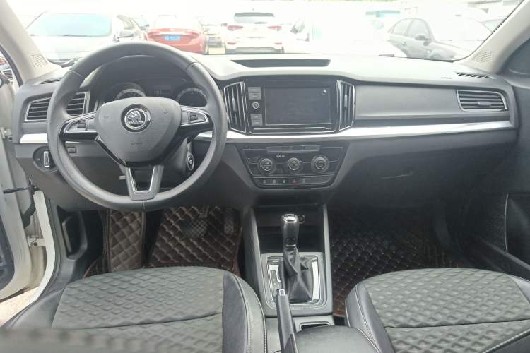 Used Skoda Kamiq 2018 1.5L Automatic Comfort Edition China V Standard Center Console