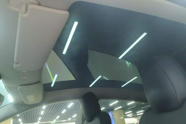 Used Tesla Model Y 2022 Rear-Wheel-Drive Version