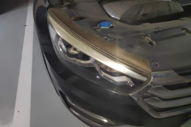 Used Hanteng X5 2018 1.5T CVT Elite Edition Right Front Headlight