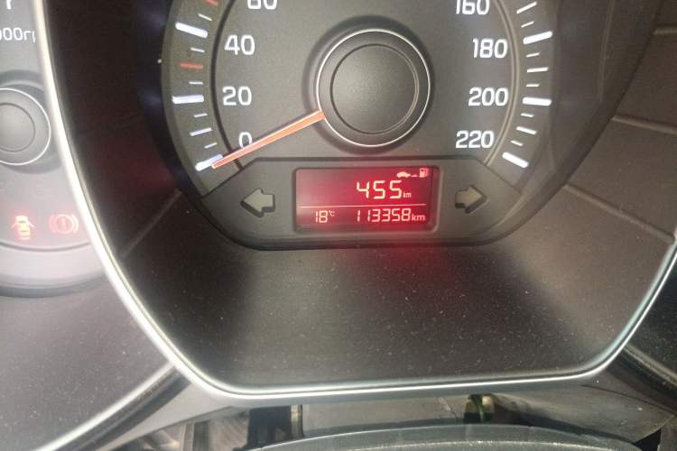 Used Kia K2 2015 Sedan 1.4L MT GLS
