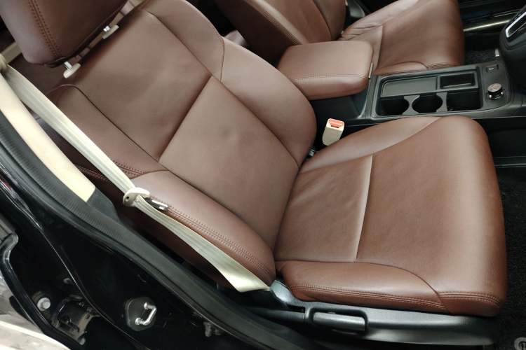 Used Honda CR-V 2016 2.0L two-wheel drive Urban Edition
