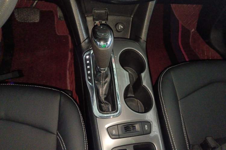 Used Chevrolet Cruze 2018 320 Automatic Pioneer Sunroof Edition
