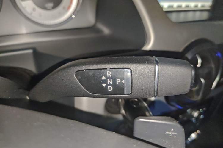 Used Mercedes-Benz GLK-Class 2015 GLK 260 4MATIC Dynamic Edition Ultimate Version
