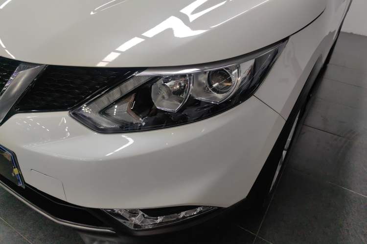 Used Nissan Qashqai 2016 2.0L CVT Elite Edition Left Front Headlight