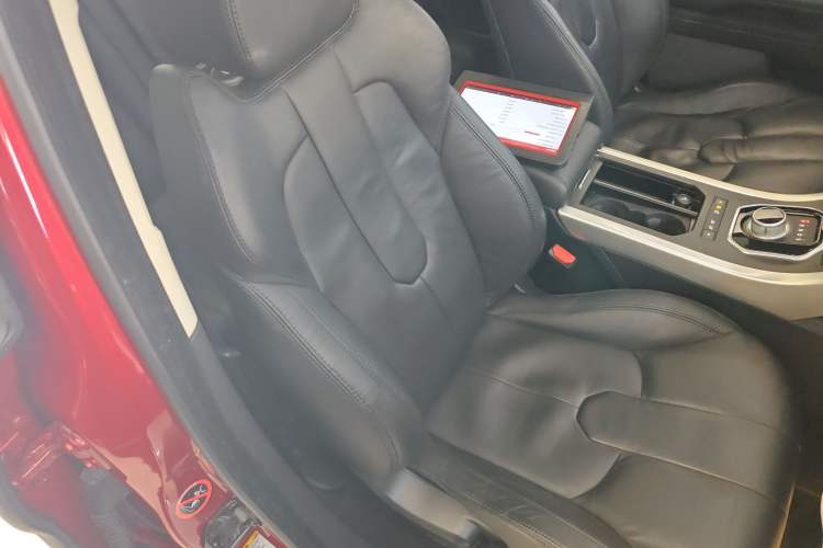 Used Land Rover Range Evoque 2014 2.0T 5-Door Luxury Edition
