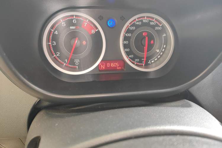 Used MG 3SW 2015 1.5L AMT Elite Model Odometer Close Up