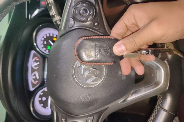 Used Buick Envision 2018 28T Four-Wheel Drive Elite Version Vehicle Key