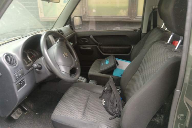 Used Suzuki Jimny 2015 1.3 AT JLX
