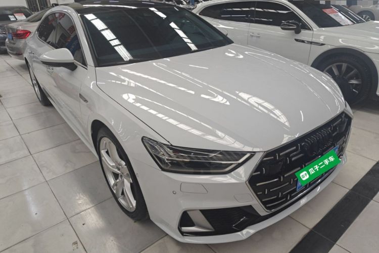 Used Audi A7L 2024 45TFSI quattro S-line Visionary Edition Flow Crystal Package

