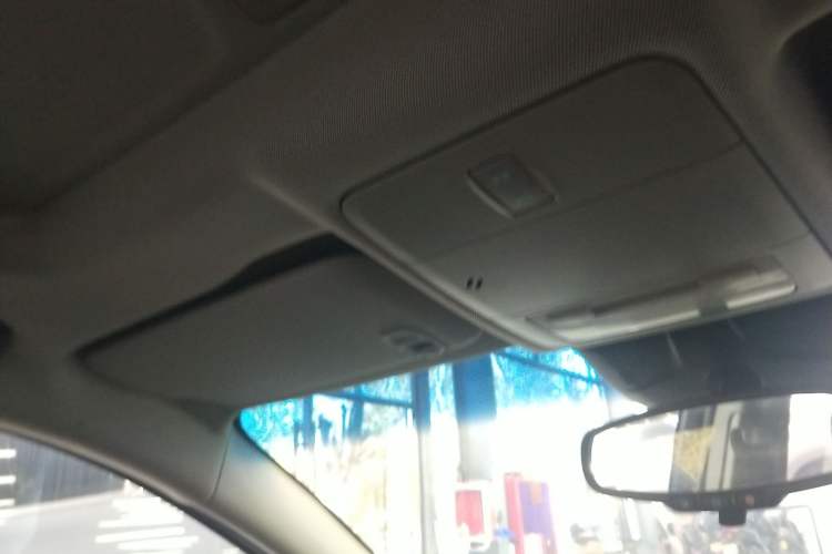 Used Chevrolet Cruze 2013 Hatchback 1.6L Manual Luxury Model
