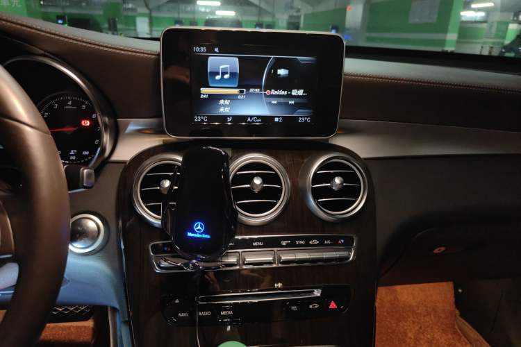 Used Mercedes-Benz GLC 2019 GLC 260 L 4MATIC Dynamic Model