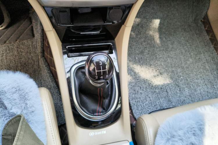 Used Great Wall C50 2012 1.5T Manual Fashion Edition Gear Lever
