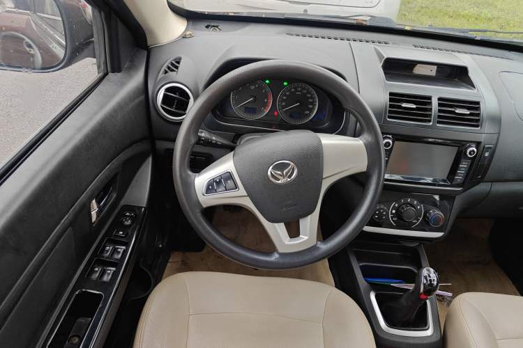 Used HYOSOW H2 2016 H2E 1.5L Elite Model BJ415B
