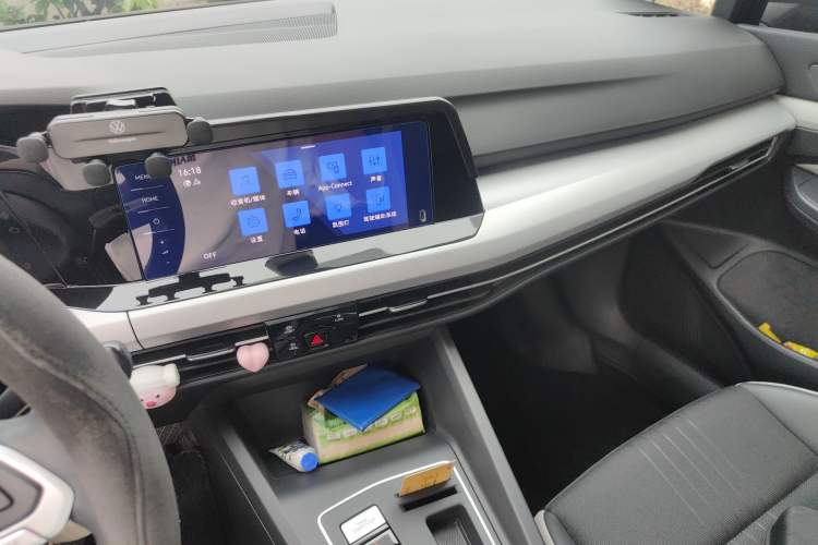 Used Volkswagen Golf 2023 Facelift 280TSI DSG Pro Audio And AC Panel