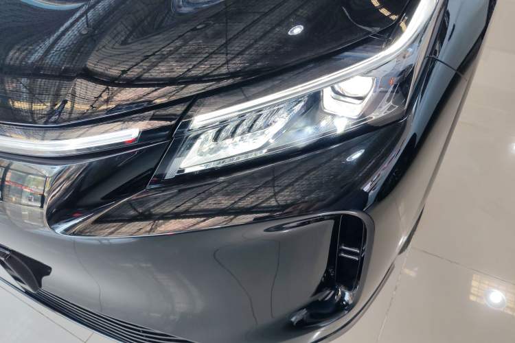 Used Landian E5 PLUS 2025 120km Standard Travel Custom Edition 7 Seats
