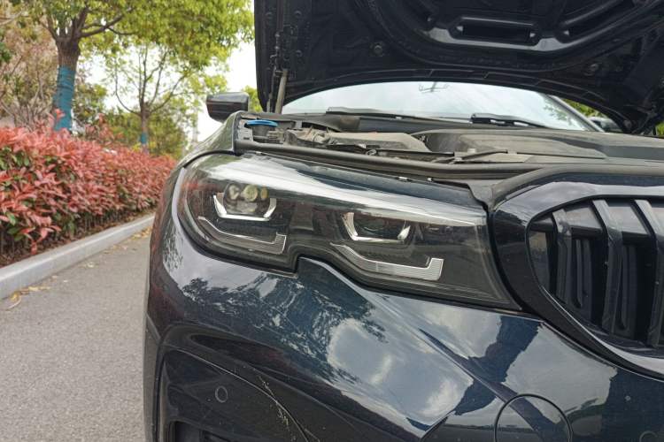 Used BMW 3 Series 2022 325i M Sport Night Edition Package Right Front Headlight