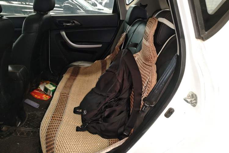 Used Changan CS35 2016 1.6L Manual Luxury Model China V Standard