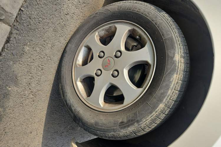 Used Wuling Hongguang 2014 1.2L Standard Model China IV