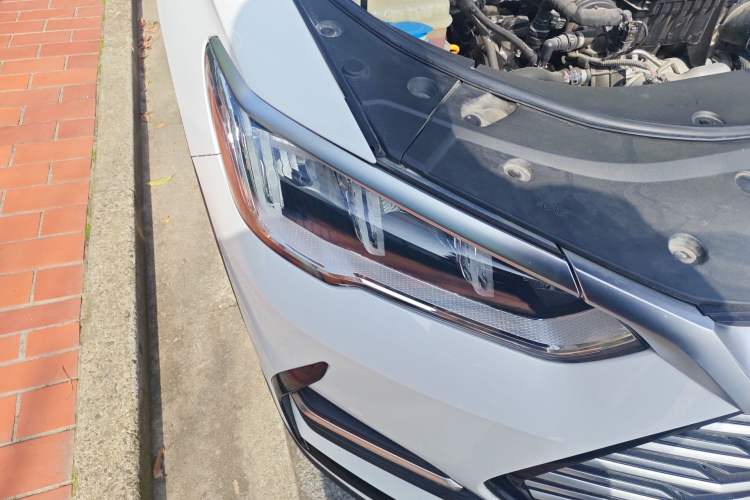 Used BYD Song Pro 2021 1.5T Automatic Xiaoyun Elite Edition Right Front Headlight