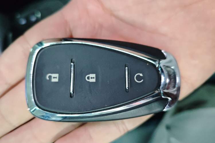 Used Chevrolet Menlo 2022 Starry Edition Vehicle Key