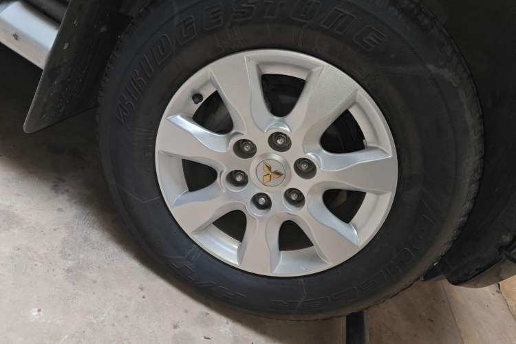 Used Mitsubishi Pajero 2019 3.0L Automatic Standard Edition