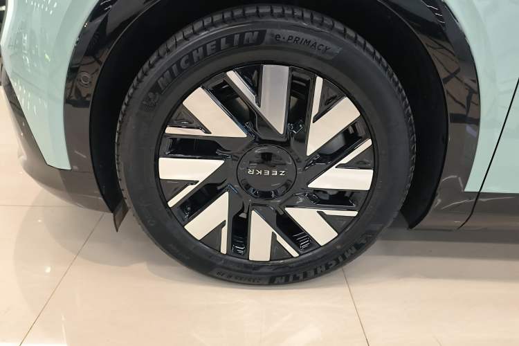 Used Zeekr MIX 2025 Long-Range Intelligent Driving Edition
