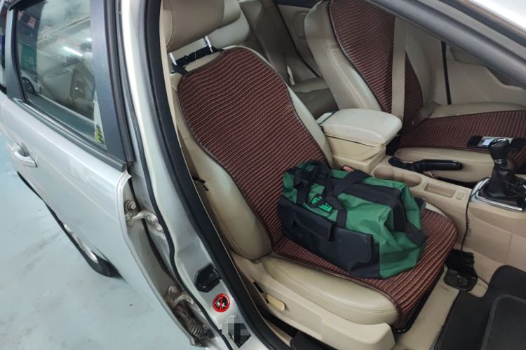 Used Ford Focus 2013 Sedan Classic 1.8L Manual Base Model Right Front Seat