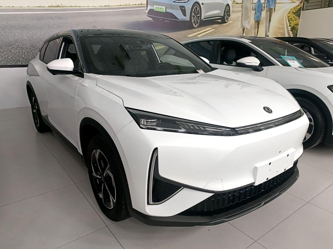 Dongfeng Aeolus L7 New Energy — снимка 3
