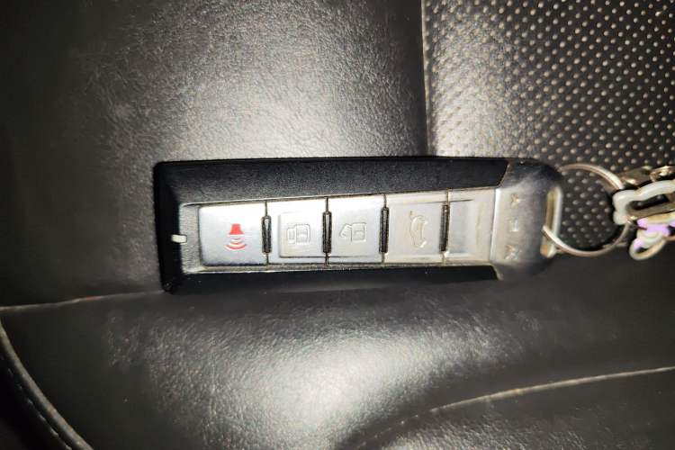 Used Wey VV7 2017 2.0T Ultra-Luxury Version
