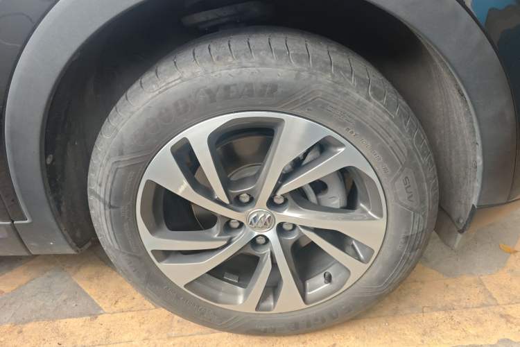 Used Buick Envision 2022 Encore S 552T Two-Wheel Drive Elite Model
