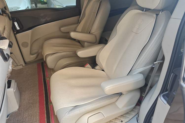 Used Buick GL8 2018 28T Luxury Model China VI Standard
