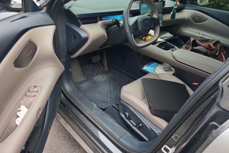 Used Lynk & Co Z10 2025 95 kWh 702 km All-Wheel-Drive Halo