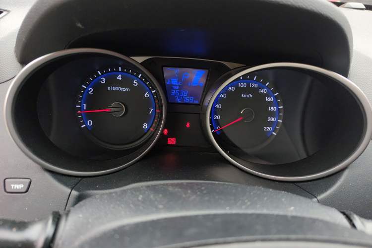 Used Hyundai ix35 2013 2.0L Automatic Two-Wheel Drive Smart GLS China V Standard
