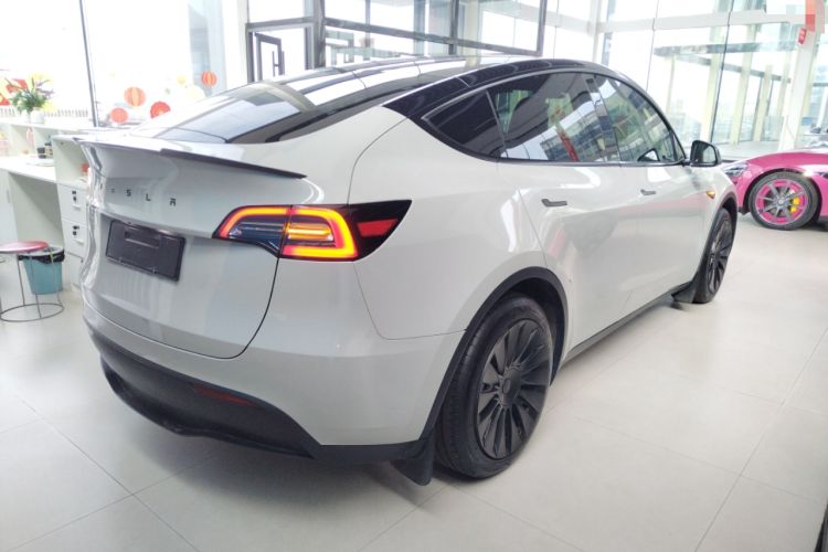 Used Tesla Model Y 2023 Rear-Wheel-Drive Version