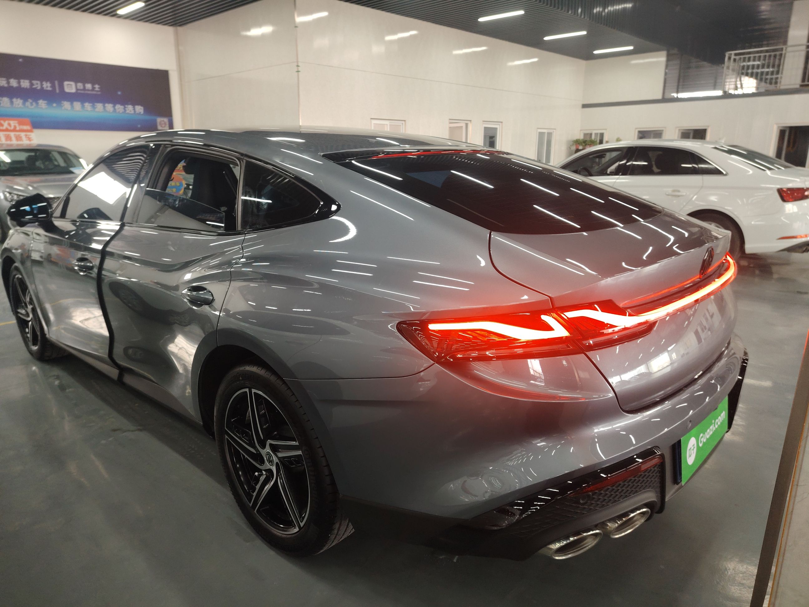 MG 7 2023 1.5T DCT Luxurious Supreme Edition — снимка 4