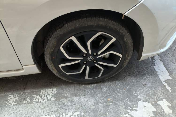 Used Honda LIFE 2021 1.5L CVT SPO-SS Dynamic Edition
