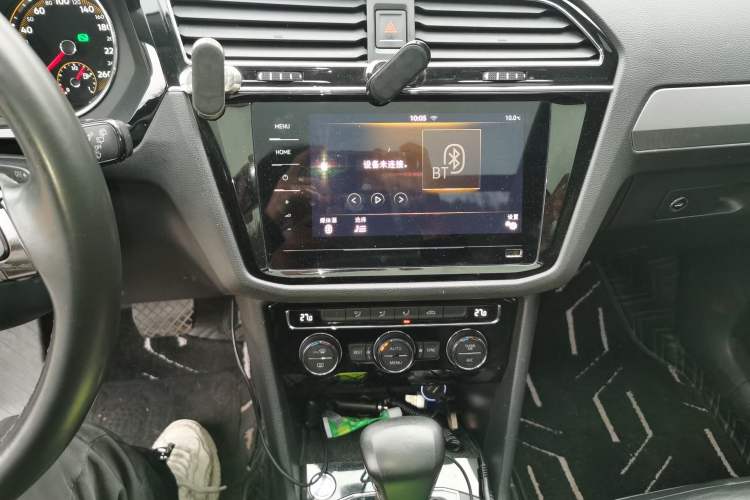 Used Volkswagen Tiguan L 2020 330TSI Automatic Two-Wheel Drive Panoramic Comfort Edition China VI Standard Audio And AC Panel