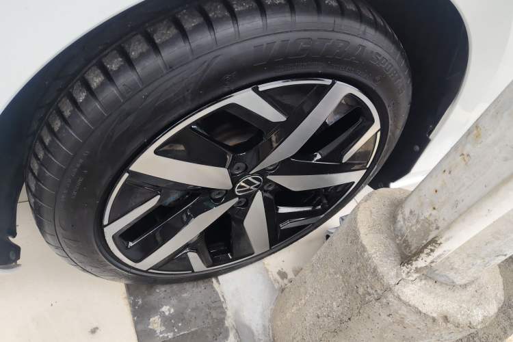 Used Volkswagen Lamando 2025 Lavida L 280TSI DSG Cool & Spicy Edition
