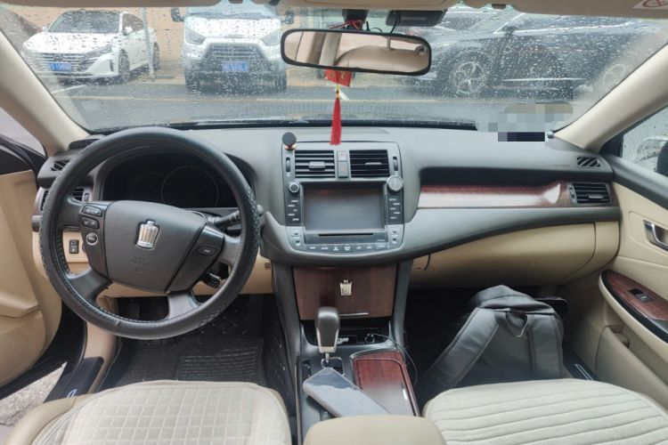 Used Toyota Crown 2010 2.5L Royal Center Console
