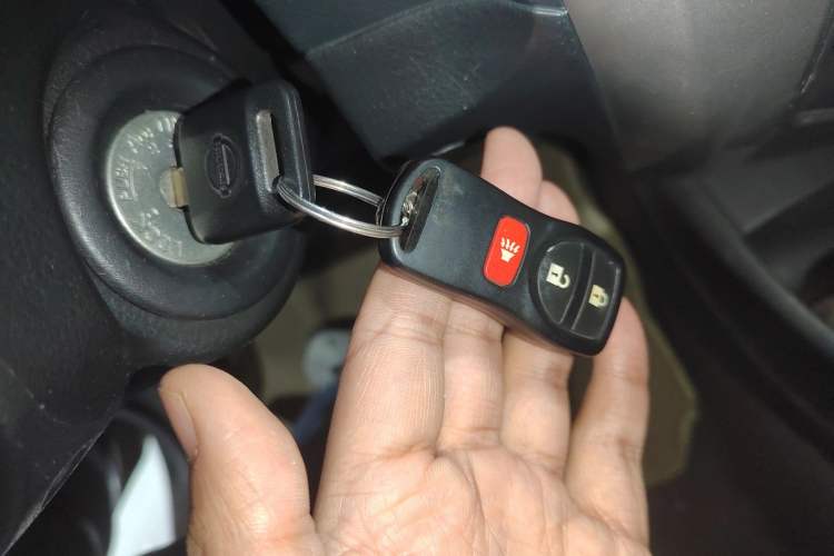 Used Nissan Livina 2013 Jingrui 1.6XL Manual Comfort Edition