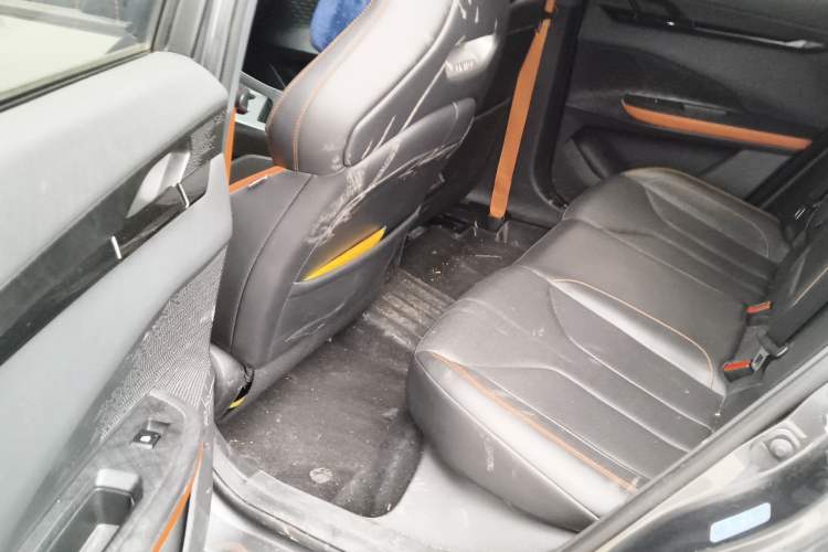 Used CHANGAN UNI-V 2022 2.0T Leading-Speed Edition
