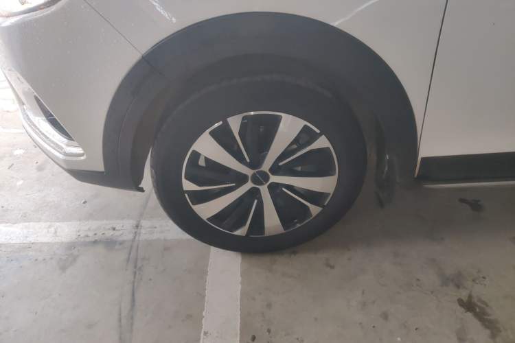 Used FORTHING SX6 2022 1.6L Manual Luxury Version