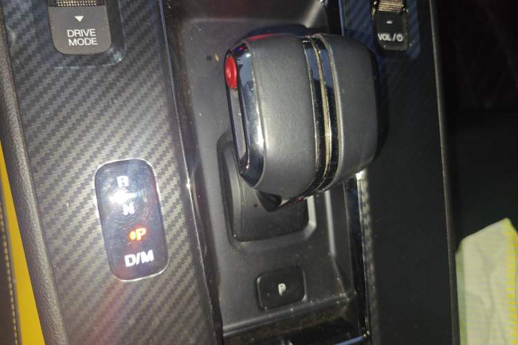 Used GAC Trumpchi EMPOW 2021 270T DCT J15 Version Gear Lever